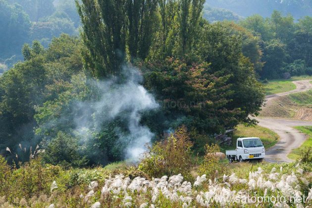 軽トラックのある風景