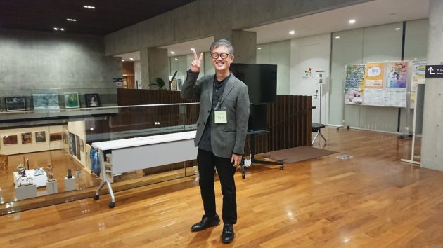 十日町市美術展の写真部門の審査を担当